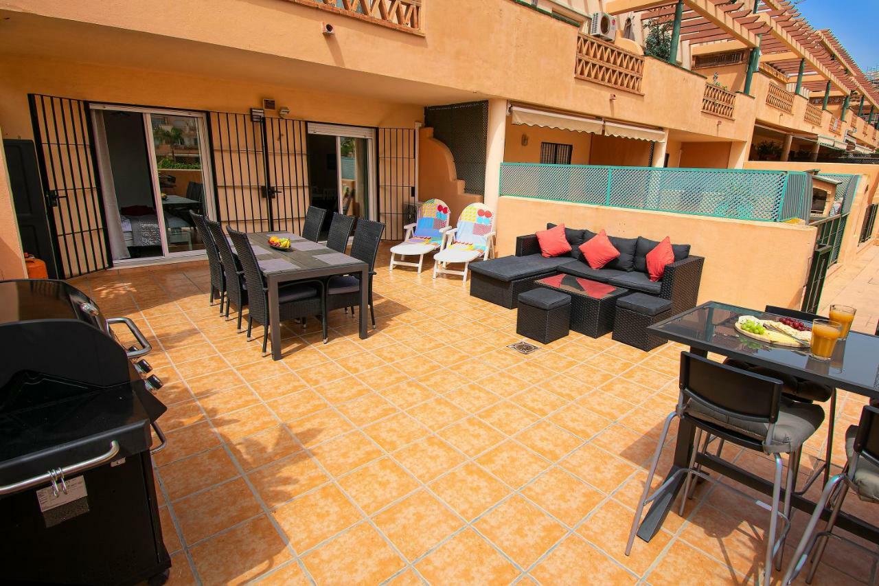 Alta Loma Costa Apartment ฟูเอนฮิโรลา ภายนอก รูปภาพ